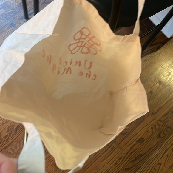 “Unite the Might” cloth tote bag - Picture 5 of 5